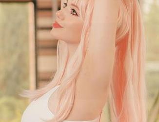 玛修·基列莱特的舞动魅力！Alina Becker带来的写真图包，你的目光准备好了吗？